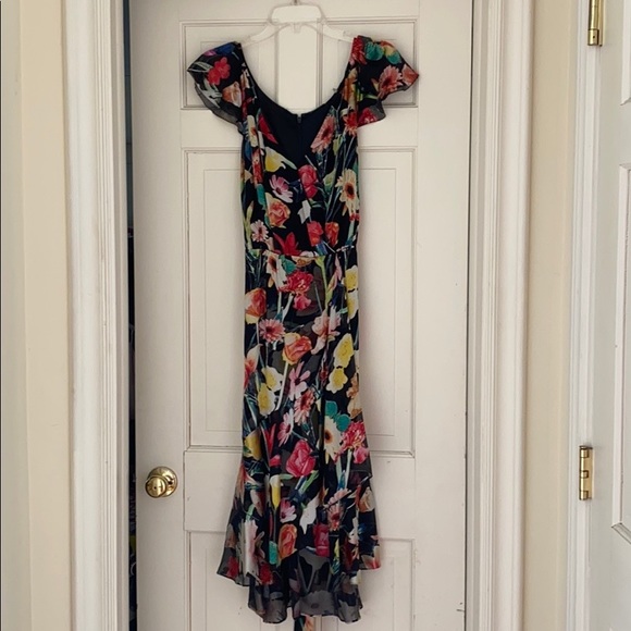 NWOT Tahari Silk Floral Dress - Picture 4 of 8